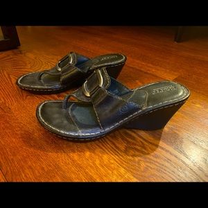 Born, Black sandals, with contrasting stitching, wedge heel, barely warn, size 7